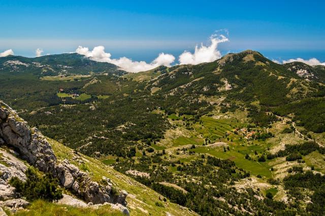 Cerna_Hora_Jezerski_vrch_vyhled_NP_Lovcen.jpg