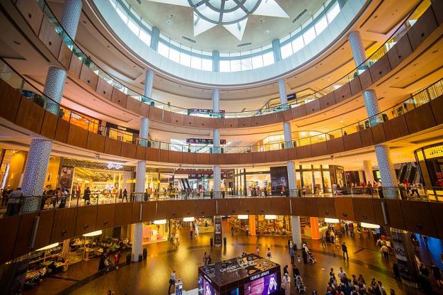 Dubai_Mall_2__Pavel_Spurek.jpg