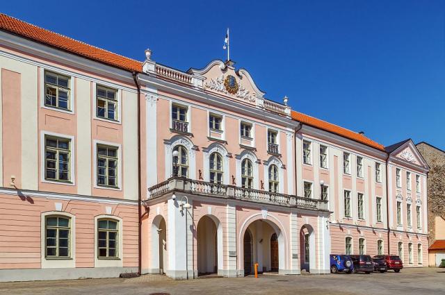 Riigikogu_estonsky_parlament.jpg