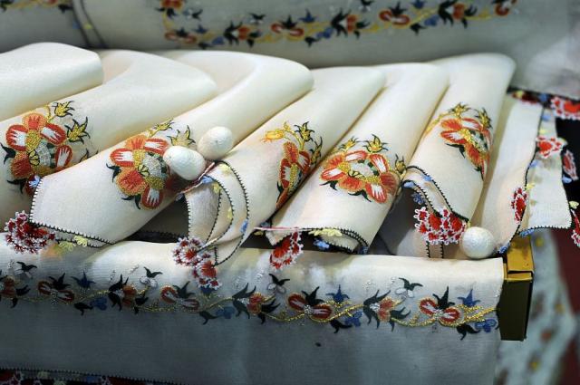 Turecko_Bursa_bazar_hedvabi_Koza_Han.jpg