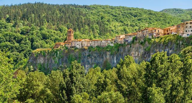 Castellfollit de la Roca, Španělsko