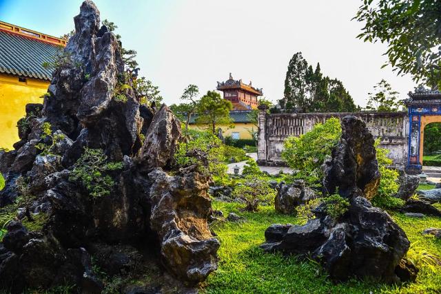 Vietnam_Hue_pevnost_zahrada_1__foto_Pavel_Spurek.jpg