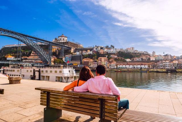 Porto_ctvrt_Ribeira.jpg