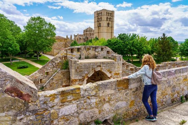 Zamora