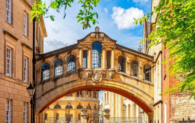 Hertford Bridge