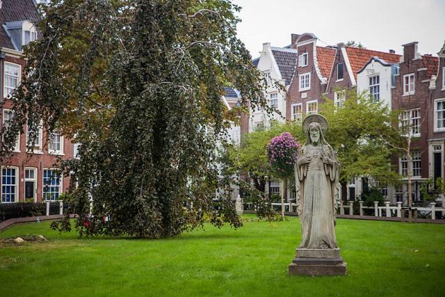 Amsterdam_oaza_klidu__foto_Pavel_Spurek.jpg