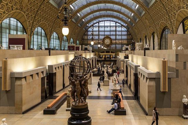 Pariz_muzeum_Orsay_interier.jpg
