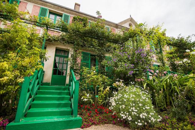 Normandie_Giverny_Monetuv_dum_1__Pavel_Spurek.jpg