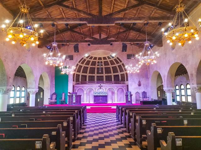 Florida_Miami_Congregetial_Church_interier__foto_Pavel_Spurek.j