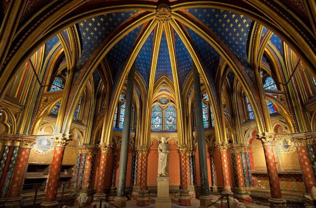 Paříž - kaple Sainte Chapelle