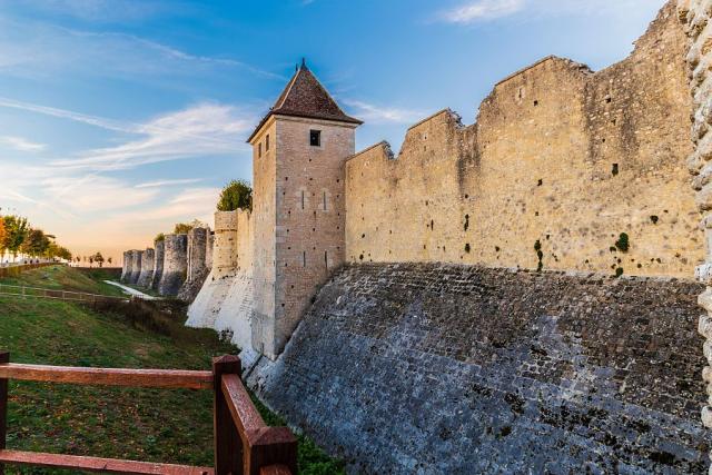provins hradby 2.jpg