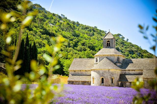 Provence_Senanque__Pavel_Spurek_2015.jpg