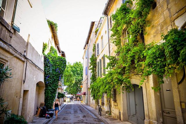 Provence_Arles_ulice__Pavel_Spurek.jpg