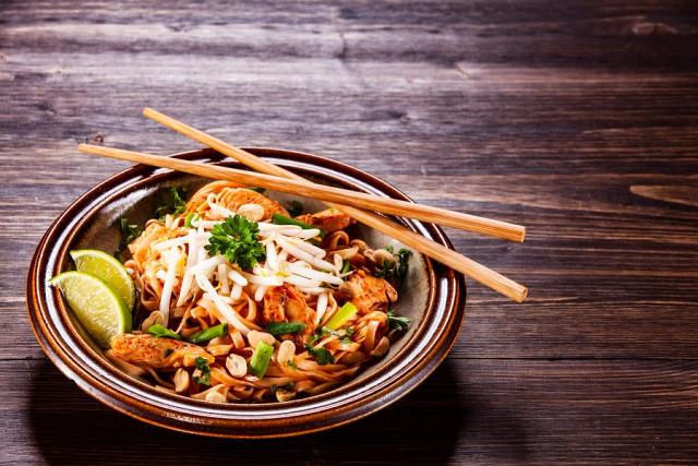Ochutnejte pad thai tak, jak ho jedí místní