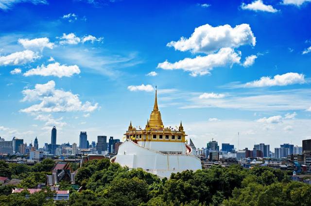 Zlata_hora_Bangkok_Thajsko.jpg