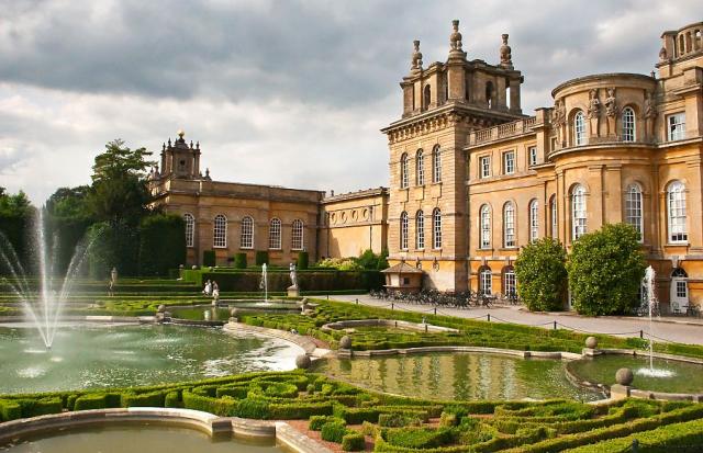 Blenheim Palace a zahrady