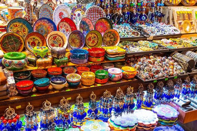 Egyptsky_bazaar_3_Istanbul_Spurek.jpg