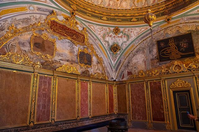 Palac_Topkapi_interier_Istanbul_Spurek.jpg