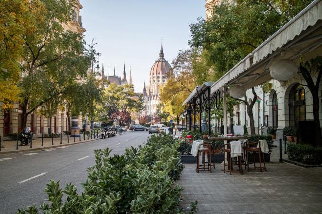 Budapešť