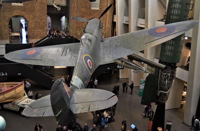 Londyn_Imperial_War_Museum_Flickr_foto_Anne_and_David.jpg