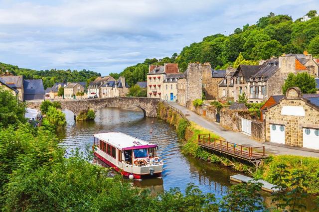 Dinan