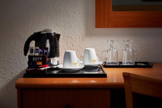 LL COFEE TEA MAKING FACILITIES 2