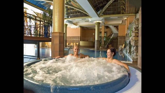 748_jacuzzi