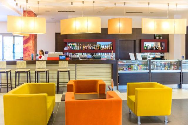 151 ParkInn Sarvar int761