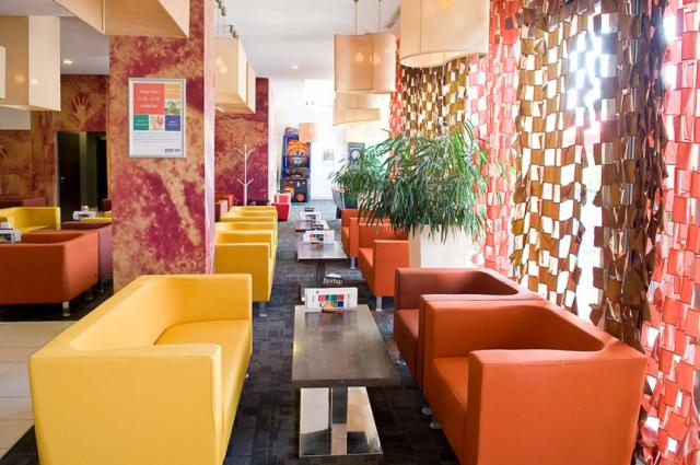 151 ParkInn Sarvar int764