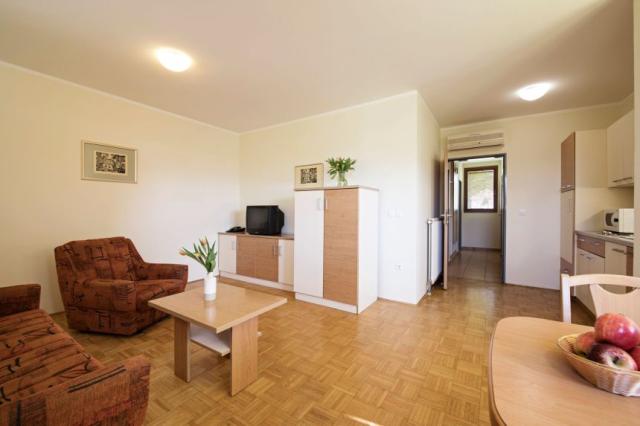 314 Appartment Village Lipov Gaj 2+2b