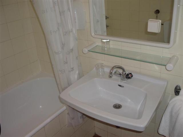 Omišalj bath 1