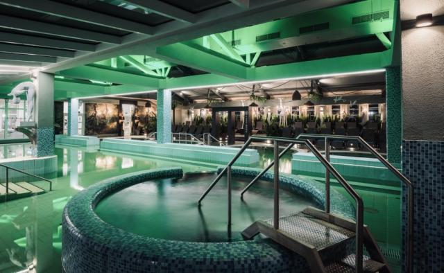 198 TK Flexum Thermal es Spa Jungle 043