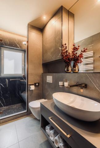 198 AQUA bathroom beige scaled 012