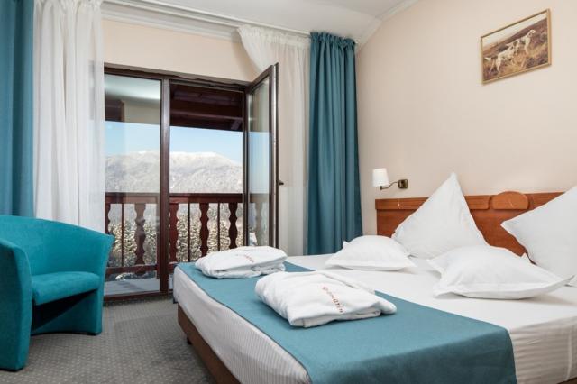 Rumunsko-poznavaci-zajezd-hotel Rozmarín-pokoj