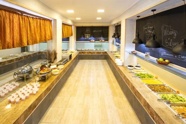 Bulharsko-léto u moře-Zlaté Písky-hotel Detelina-restaurace