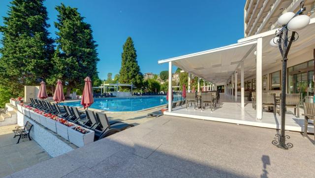Bulharsko-léto u moře-Zlaté Písky-hotel Detelina-bazén