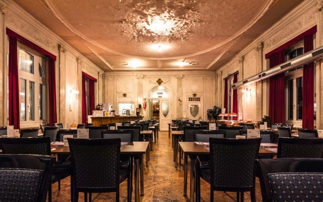 Švýcarsko-Davos-Hotel Montana-restaurace