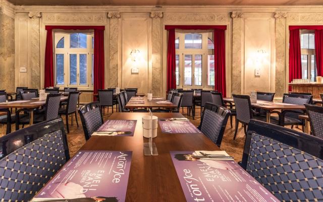 Švýcarsko-Davos-Hotel Montana-restaurace