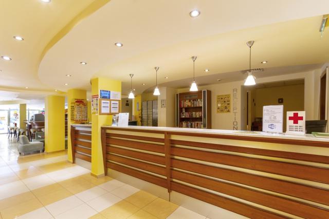 Bulharsko-Zlaté-písky-Hotel-Perunika-recepce
