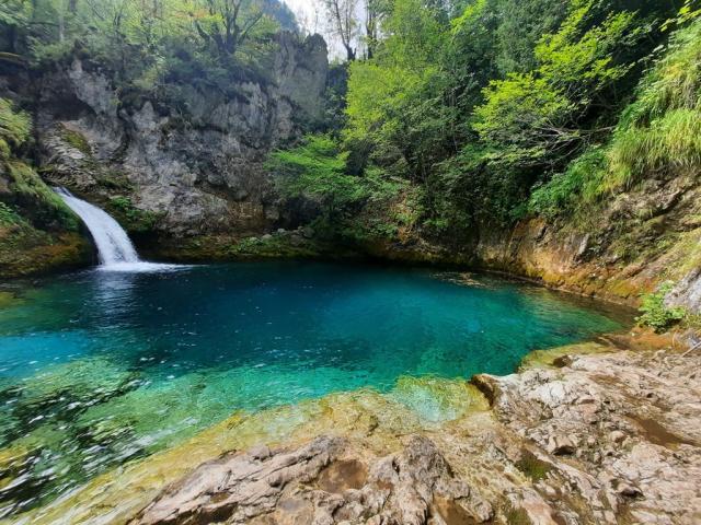 Poznávací zájezd-Albánie-Theth-Modré oko-Blue eye