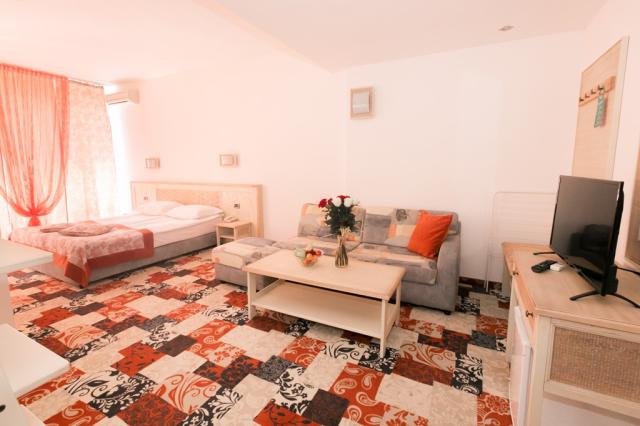 Bulharsko-Svatý-Konstantin-a-Helena-Hotel Koral-apartmán