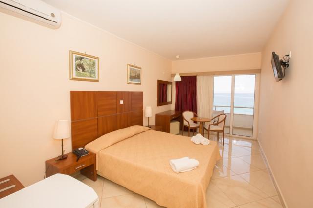 Řecko-Attika-Anavyssos-Hotel Alexander Beach