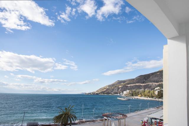 Řecko-letovisko Loutraki-Hotel Achillion
