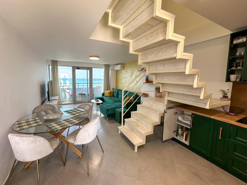 Gold Duplex
