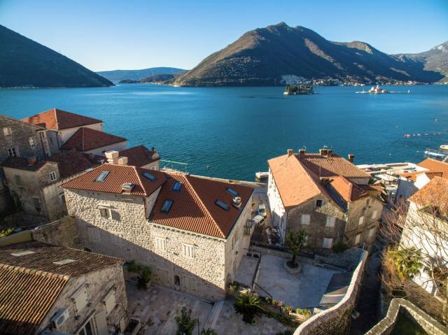 Poznavaci zajezd Cerna Hora-Perast