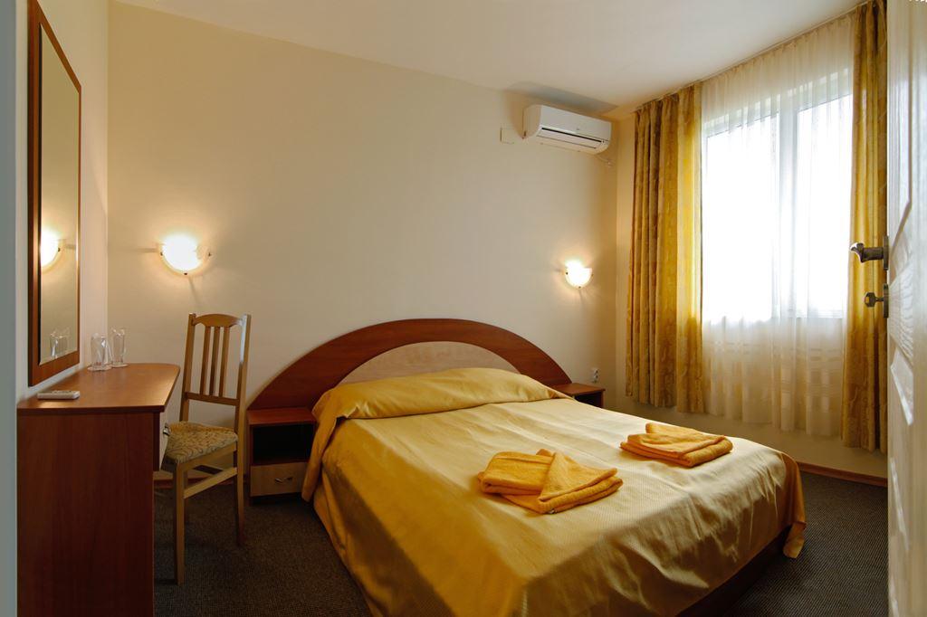 Bulharsko-letovisko Kranevo-Villa Valentina-Apartmán-ložnice