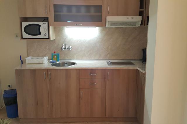 Bulharsko-letovisko Kranevo-Villa Valentina-Apartmán-kuchyňský 
