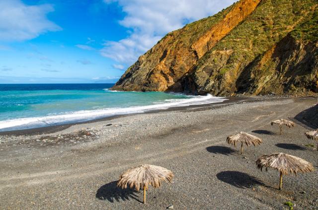 Turistika-Kanárské ostrovy-La Gomera-Playa de Vallehermoso