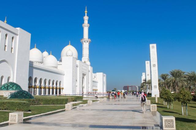 Poznávací zájezd-Dubaj a Abú Dhabí-mešita Sheikh Zayed Grand Mo