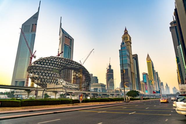 Poznávací zájezd-Dubaj a Abú Dhabí